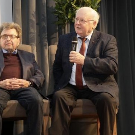 Größeres Bild ansehen